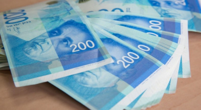 الاحتلال يعوض أصحاب الحرف 6000 ش شهرياً ليس يومياً