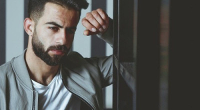 حقيقة خبر وفاة المطرب الشعي معن رباع في حادث سير