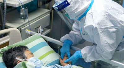 حقيقة مغادرة آخر مريض بالكورونا من مستشفى في الصين