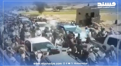 الفيديو ليس للعشائر السورية، بل لقبائل يمنية في عام 2020.