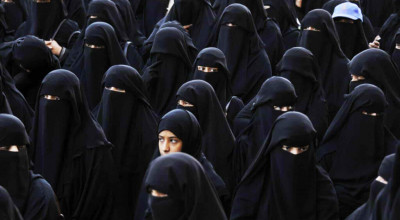 ما حقيقة إعلانات بيع السبايا في الشمال السوري؟