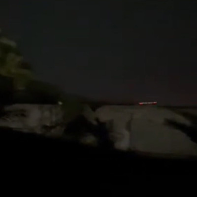 الفيديو من دير الزور في سوريا وليس لاشتباكات في تعز