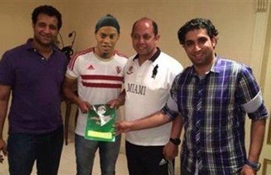 حقيقة تعاقد الزمالك مع رونالدينيو